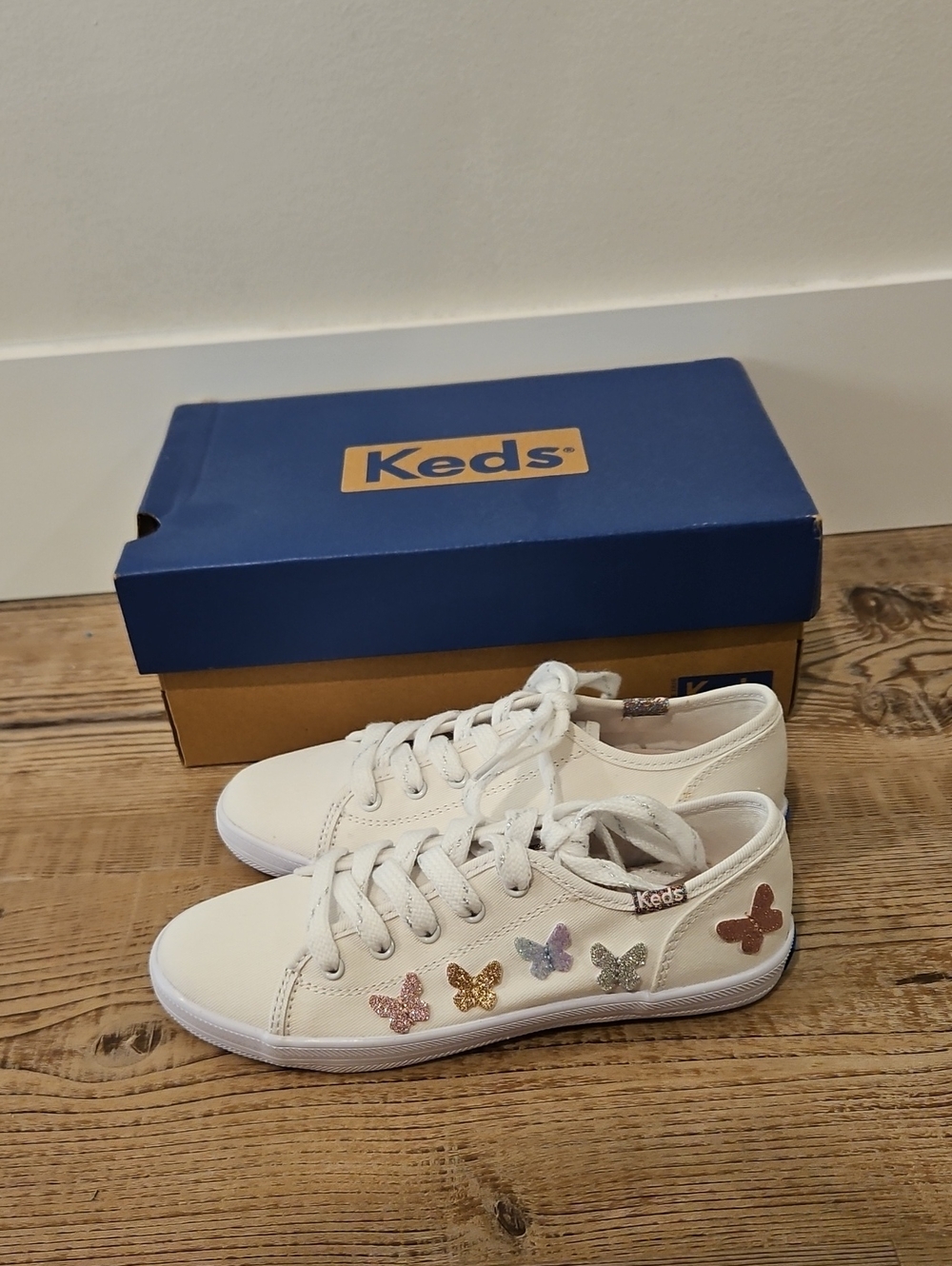 Keds Kids White Sneakers with Multicolor Glitter Butterflies